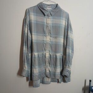 American Eagle long sleeve flannel shirt